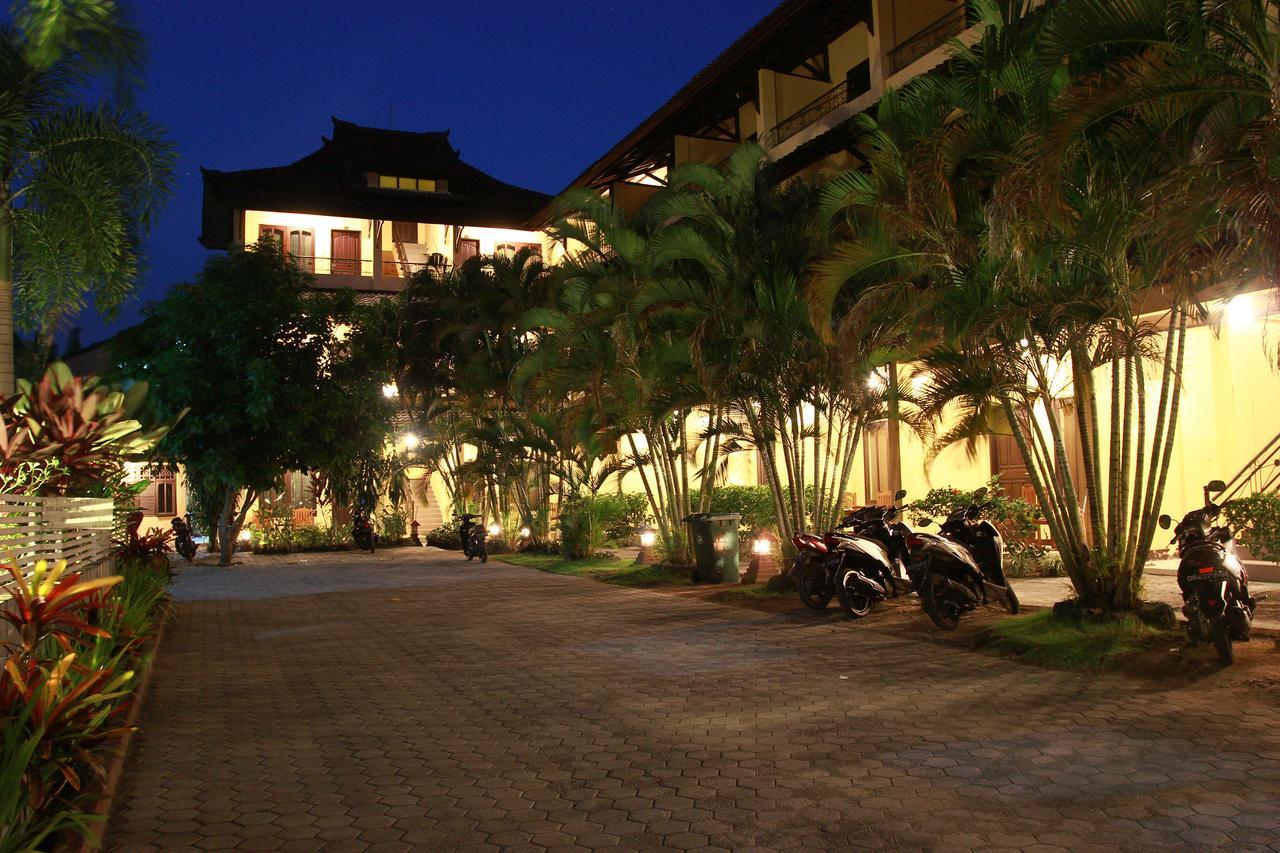 Puri Senggigi Hotel Mangsit Εξωτερικό φωτογραφία