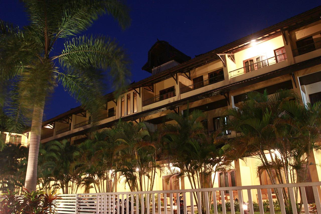 Puri Senggigi Hotel Mangsit Εξωτερικό φωτογραφία
