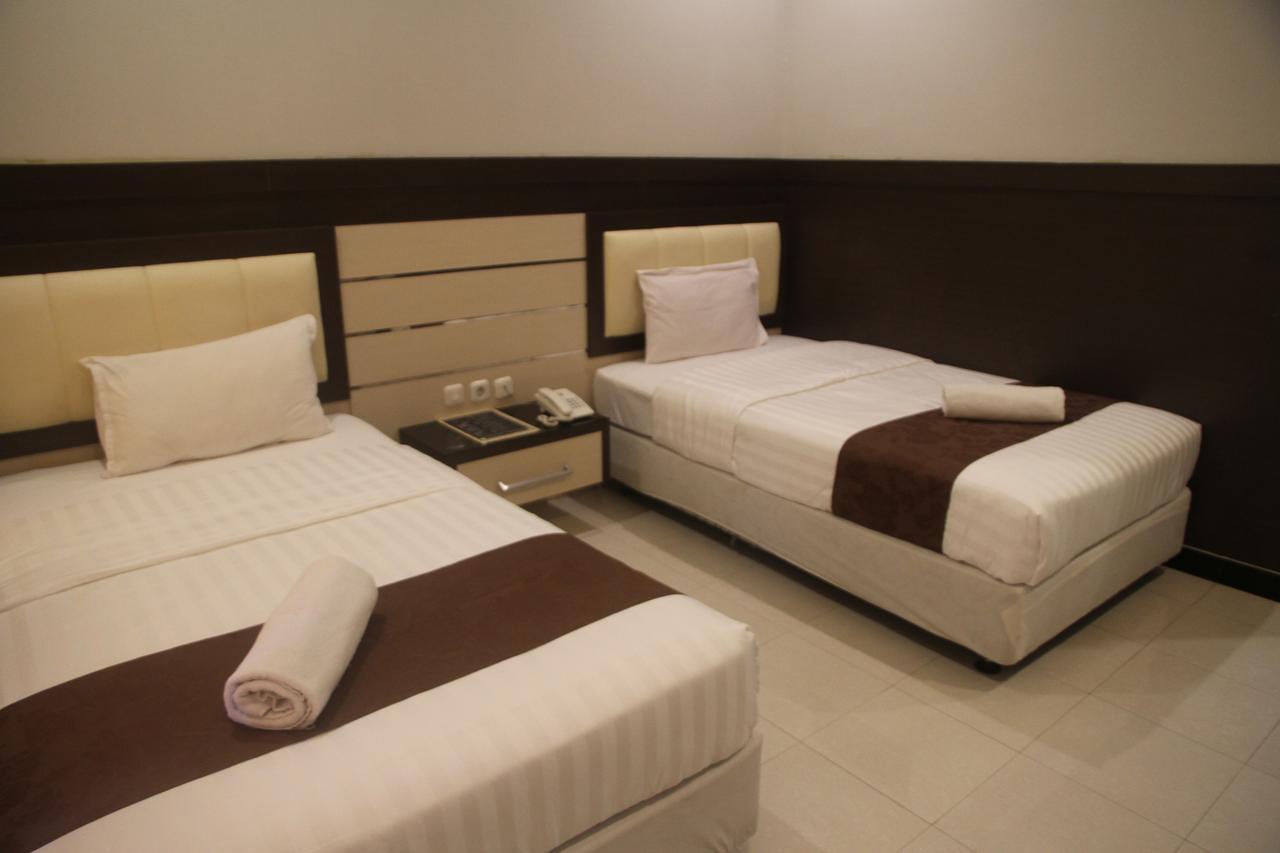 Puri Senggigi Hotel Mangsit Εξωτερικό φωτογραφία
