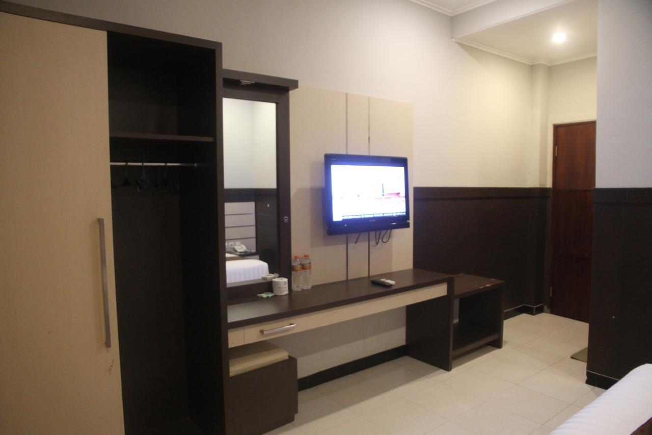 Puri Senggigi Hotel Mangsit Εξωτερικό φωτογραφία