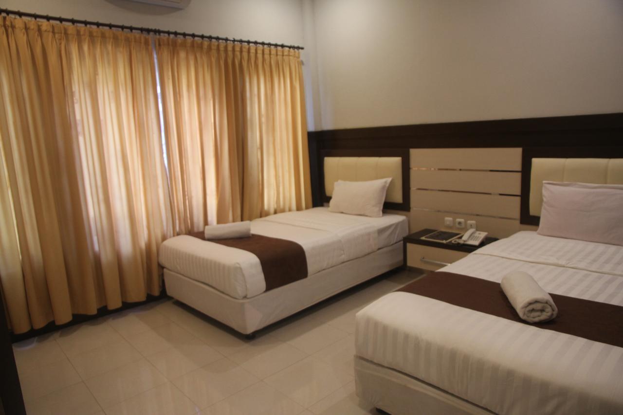 Puri Senggigi Hotel Mangsit Εξωτερικό φωτογραφία