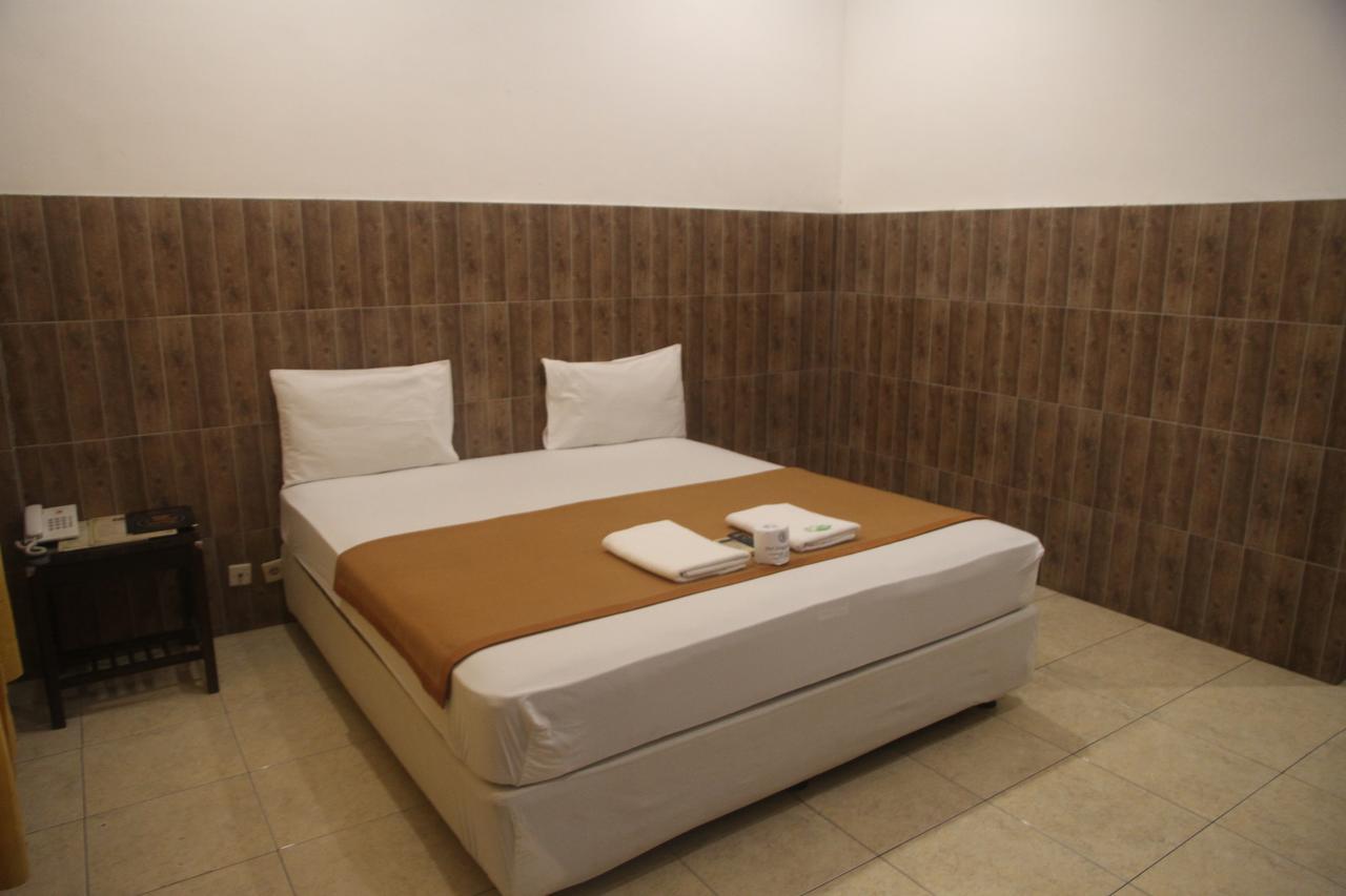 Puri Senggigi Hotel Mangsit Εξωτερικό φωτογραφία