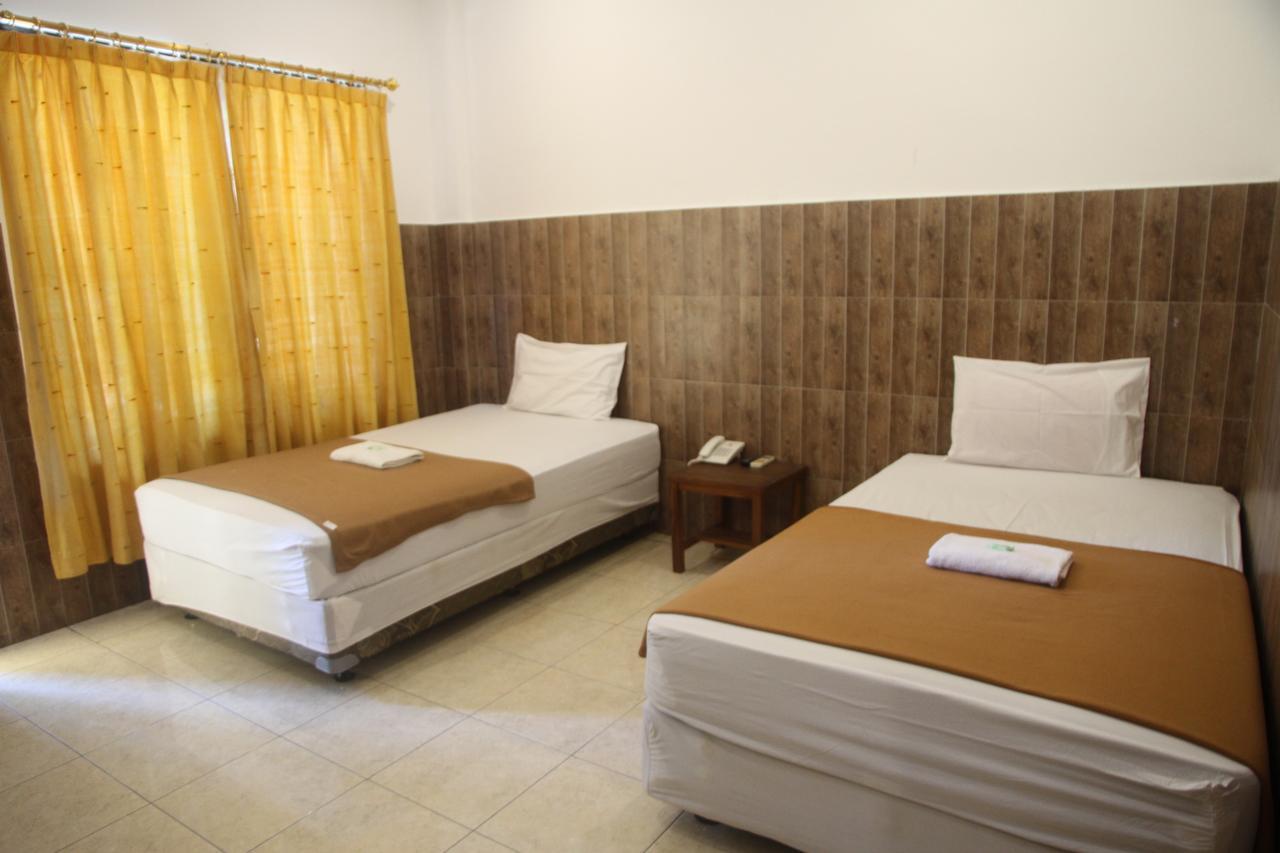 Puri Senggigi Hotel Mangsit Εξωτερικό φωτογραφία