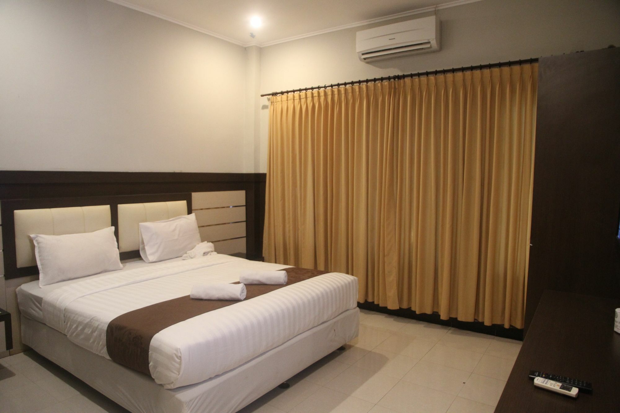 Puri Senggigi Hotel Mangsit Εξωτερικό φωτογραφία
